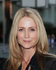 Kelly Rowan